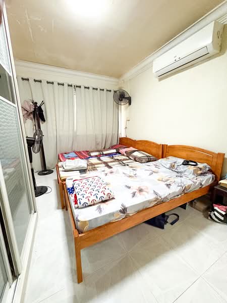 706 Pasir Ris Drive 10, 706 Pasir Ris Drive 10, 3 Bedrooms, 1,334 sqft, HDB Flat For Sale, by Multazam Shah, 500208410 - Bedroom - PropertyGuru.com.sg