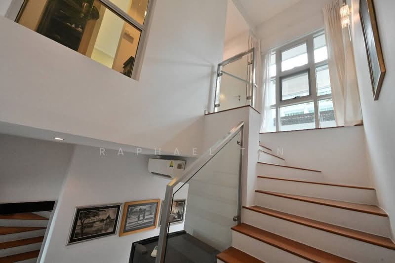 Riviera Residences, 11 Riviera Drive, 4 Bedrooms, 2,476 sqft, Condominium For Sale, by Raphael Tan, 500208415 - PropertyGuru.com.sg