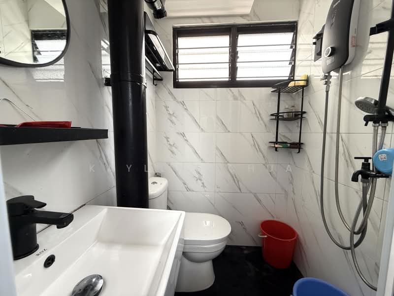 703 Yishun Avenue 5, 703 Yishun Avenue 5, 2 Bedrooms, 883 sqft, HDB Flat For Sale, by Kaylene Chua, 500208424 - Bathroom 2 - PropertyGuru.com.sg