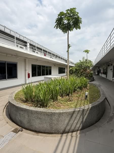 Mega@Woodlands, 39 Woodlands Close, 1,711 sqft, Light Industrial (B1) For Sale, by Charlyn Wang, 500208426 - Exterior - CommercialGuru.com.sg