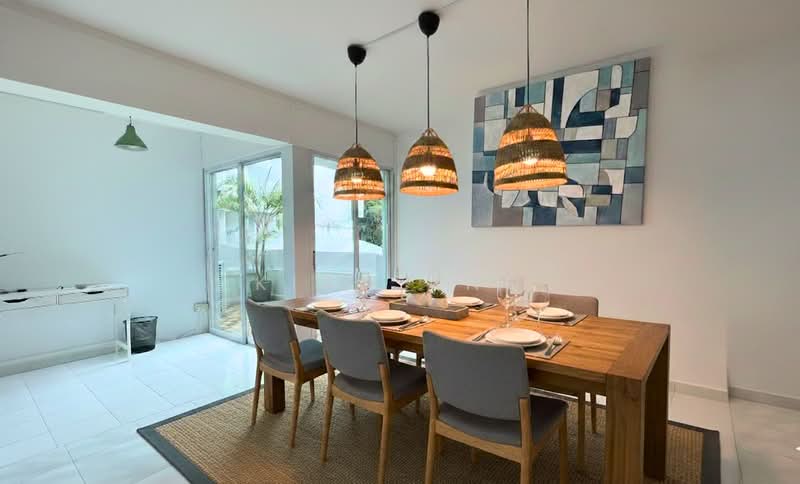 Pine Grove, 1K Pine Grove, 3 Bedrooms, 1,776 sqft, Condominium For Rent, by Kian Ang, 500208427 - Dining Room - PropertyGuru.com.sg