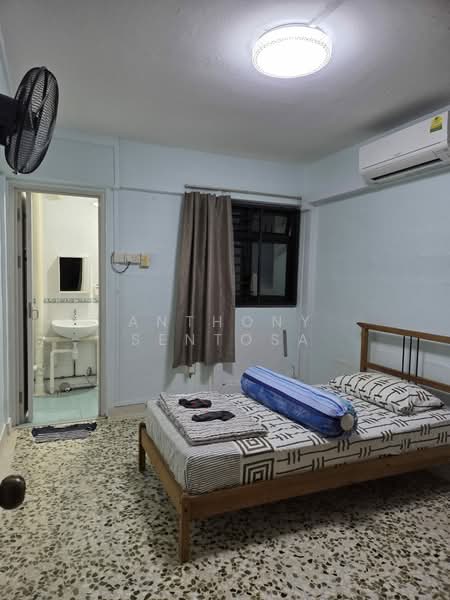 421 Ang Mo Kio Avenue 10, 421 Ang Mo Kio Avenue 10, Room Rental, 180 sqft, HDB Flat For Rent, by Anthony Sentosa, 500208444 - Master Bedroom - PropertyGuru.com.sg