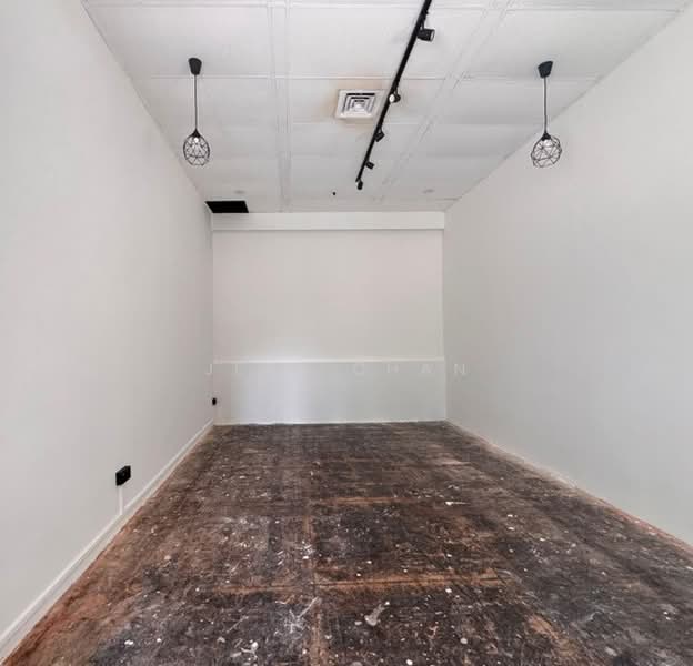 Roxy Square Shopping Centre, 50 East Coast Road, 248 sqft, Other Retail For Rent, by Jess Chan, 500208449 - Interior - CommercialGuru.com.sg