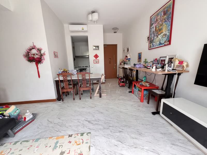 Waterfront Key, 780 Bedok Reservoir Road, 2 Bedrooms, 1,076 sqft, Condominium For Sale, by Tan Puay Hwee Katrina, 500208464 - Living Room - PropertyGuru.com.sg