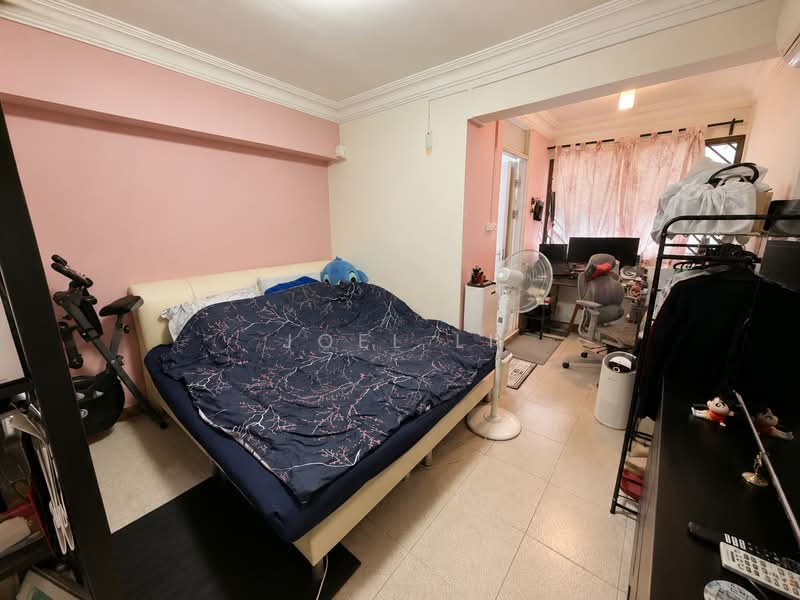 423 Hougang Avenue 6, 423 Hougang Avenue 6, 3 Bedrooms, 1,130 sqft, HDB Flat For Sale, by Joel Li, 500208468 - Bedroom - PropertyGuru.com.sg