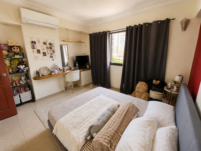 423 Hougang Avenue 6, 423 Hougang Avenue 6, 3 Bedrooms, 1,130 sqft, HDB Flat For Sale, by Joel Li, 500208468 - Bedroom - PropertyGuru.com.sg