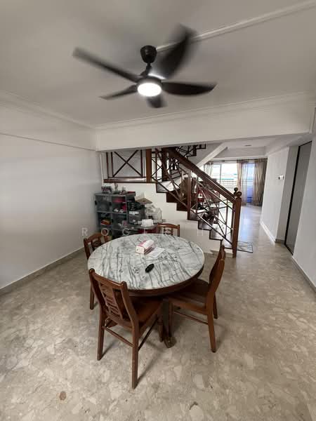 721 Bedok Reservoir Road, 721 Bedok Reservoir Road, 4 Bedrooms, 1,582 sqft, HDB Flat For Sale, by Roger Ho, 500208476 - Dining Room - PropertyGuru.com.sg