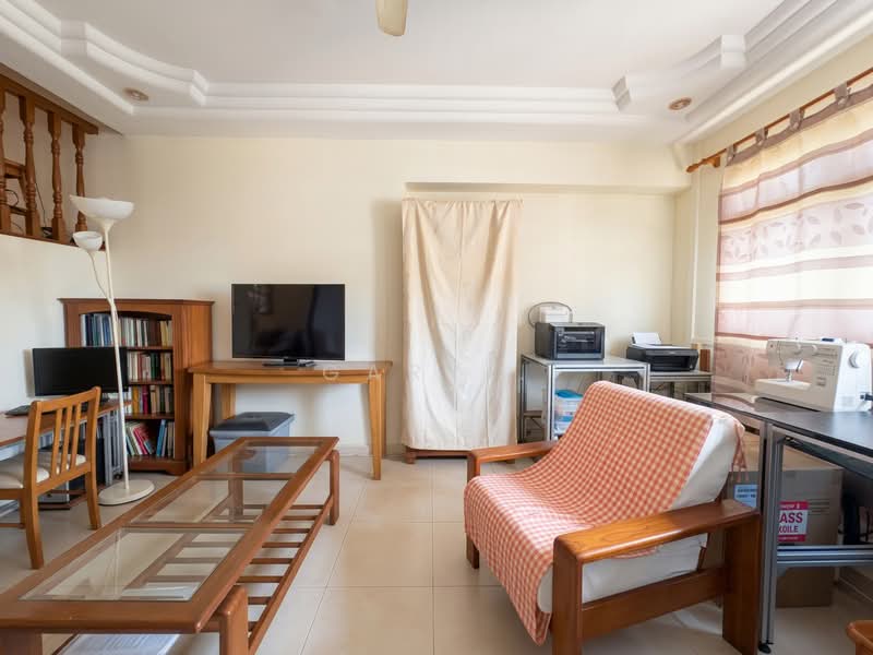 856D Tampines Street 82, 856D Tampines Street 82, 4 Bedrooms, 1,571 sqft, HDB Flat For Sale, by Gary ., 500208480 - Living Room (photo decluttered with AI) - PropertyGuru.com.sg