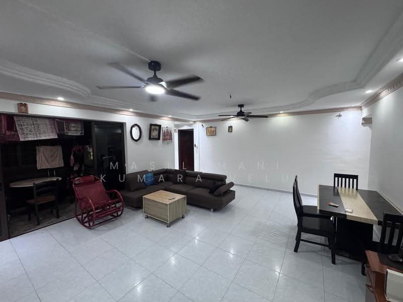 195 Rivervale Drive, 195 Rivervale Drive, Hougang / Punggol / Sengkang, 3 Bedrooms, 1,200 sqft, HDB Flat For Sale, by Masilamani Kumara Velu, 500208500 - Living Room - PropertyGuru.com.sg