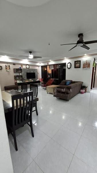 195 Rivervale Drive, 195 Rivervale Drive, Hougang / Punggol / Sengkang, 3 Bedrooms, 1,200 sqft, HDB Flat For Sale, by Masilamani Kumara Velu, 500208500 - Living Room - PropertyGuru.com.sg
