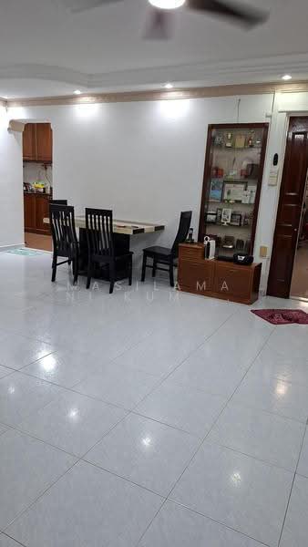 195 Rivervale Drive, 195 Rivervale Drive, Hougang / Punggol / Sengkang, 3 Bedrooms, 1,200 sqft, HDB Flat For Sale, by Masilamani Kumara Velu, 500208500 - Dining Room - PropertyGuru.com.sg