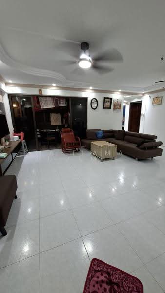 195 Rivervale Drive, 195 Rivervale Drive, Hougang / Punggol / Sengkang, 3 Bedrooms, 1,200 sqft, HDB Flat For Sale, by Masilamani Kumara Velu, 500208500 - Living Room - PropertyGuru.com.sg