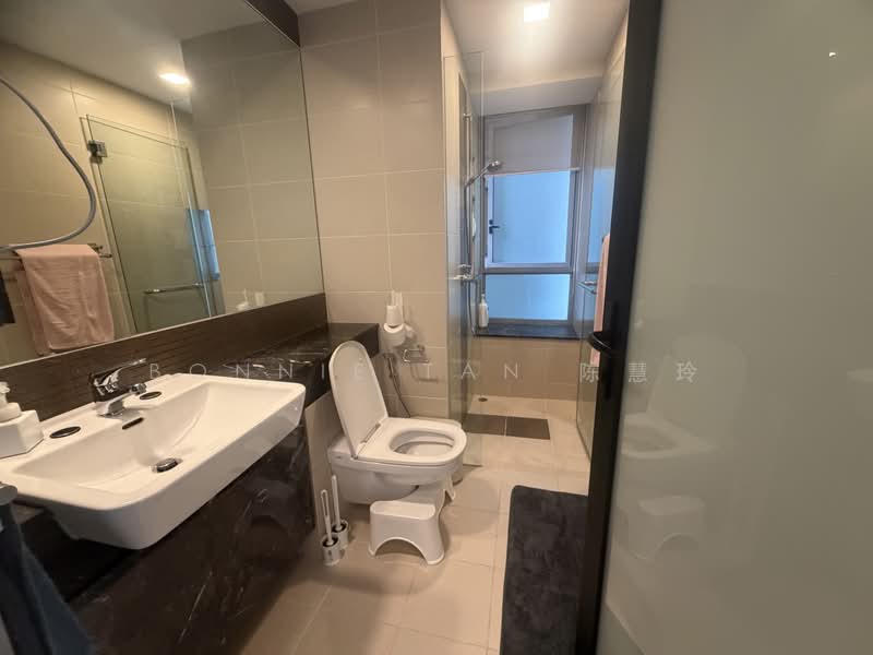 The Berth by the Cove, 228 Ocean Drive, 3 Bedrooms, 1,668 sqft, Condominium For Rent, by Bonnie Tan 陈慧玲, 500208503 - Bathroom - PropertyGuru.com.sg