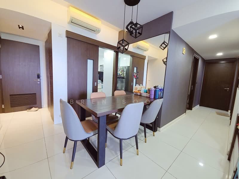 Heron Bay, Upper Serangoon View, 4 Bedrooms, 1,389 sqft, Executive Condominium For Sale, by Bren Soon, 500208511 - Dining Room - PropertyGuru.com.sg