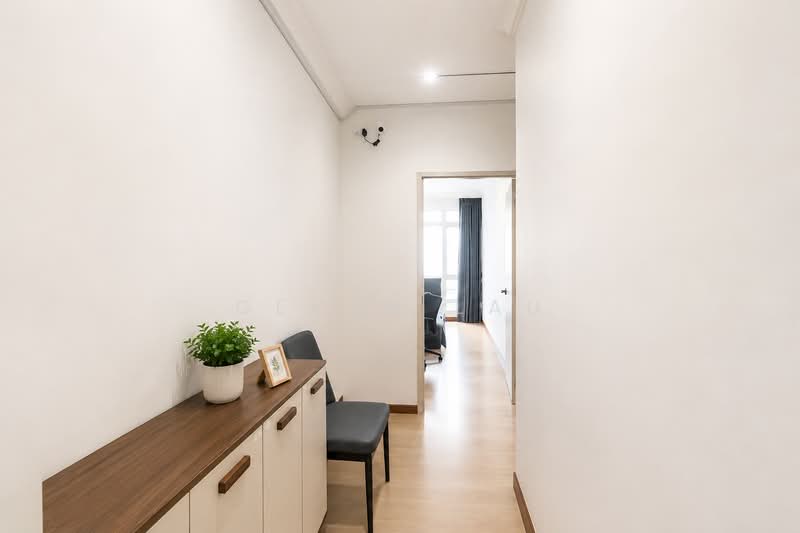 Casablanca, 23 Rosewood Drive, Room Rental, 80 sqft, Condominium For Rent, by Gevan Lau, 500208517 - Corridor - PropertyGuru.com.sg