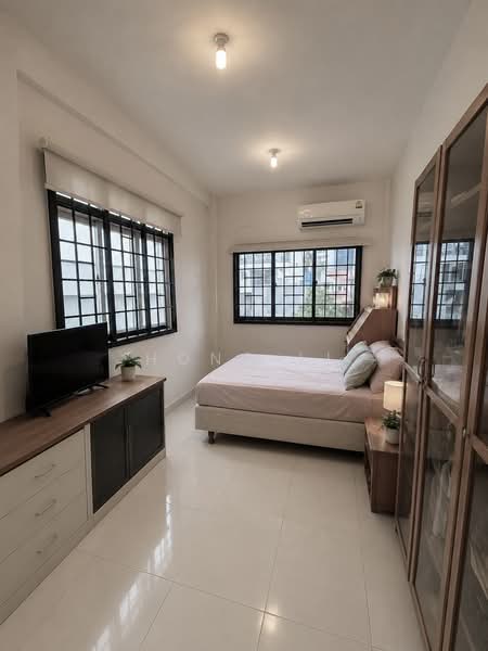 New Exclusive Listing Corner Terrace for AA or Rebuild, Chempaka Avenue, Sennett Estate, Macpherson / Potong Pasir, 4 Bedrooms, 2,207 sqft, Corner Terrace For Sale, by Hong Li, 500208518 - Bedroom - PropertyGuru.com.sg