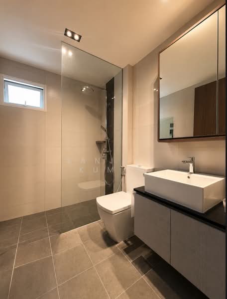 Watercolours, 23 Pasir Ris Link, 4 Bedrooms, 2,282 sqft, Executive Condominium For Sale, by Sanjeev Kumar, 500208519 - Bathroom - PropertyGuru.com.sg