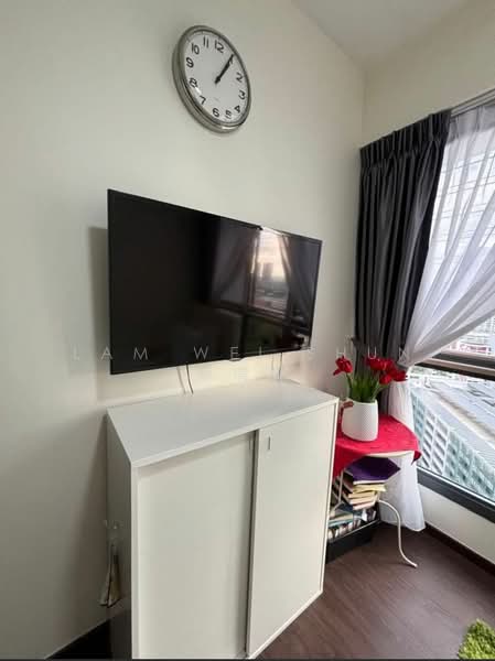 311C Clementi Avenue 4, 311C Clementi Avenue 4, Room Rental, 100 sqft, HDB Flat For Rent, by Lam Wei Shun 林渭舜, 500208521 - Living Room - PropertyGuru.com.sg
