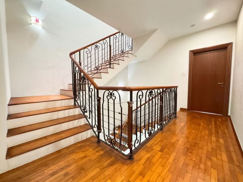 Changi Heights, Jalan Sinar Bintang, 4 Bedrooms, 3,101 sqft, Terraced House For Sale, by Clement Tan, 500208525 - Level 2 Stairwell - PropertyGuru.com.sg