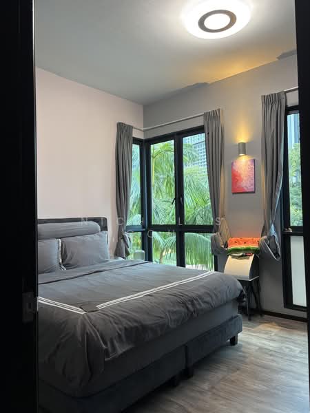 Tanglin View, 156 Prince Charles Crescent, 2 Bedrooms, 872 sqft, Condominium For Sale, by Nicholas Goh, 500208536 - Master Bedroom - PropertyGuru.com.sg
