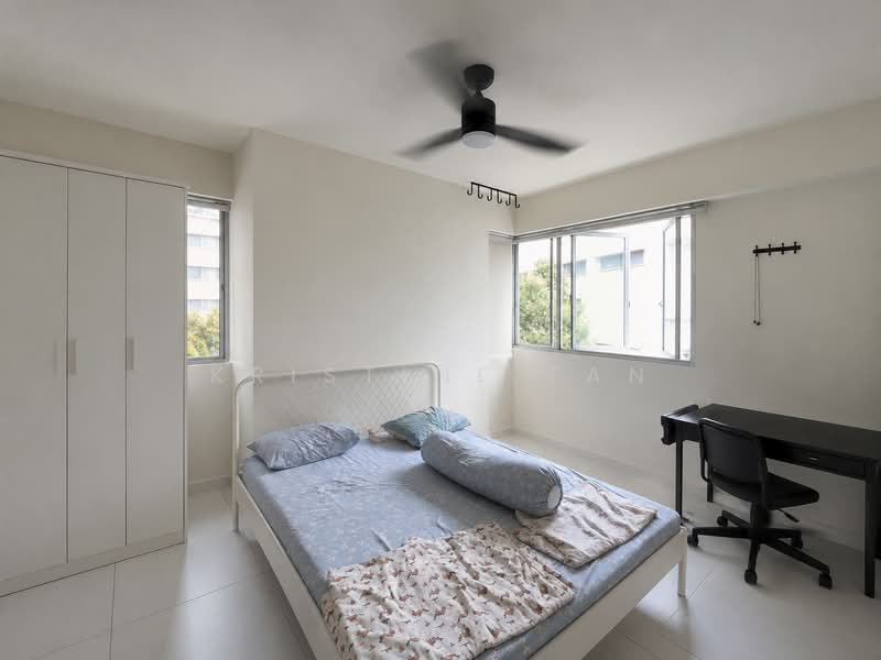 452A Sengkang West Way, 452A Sengkang West Way, 3 Bedrooms, 990 sqft, HDB Flat For Sale, by Kristine Tan, 500208539 - Master Bedroom - PropertyGuru.com.sg