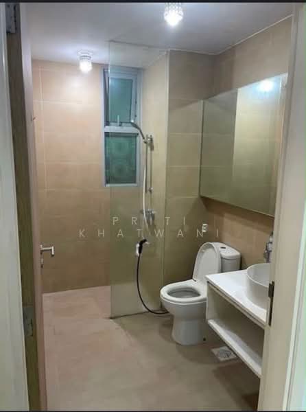 Canberra Residences, 501 Canberra Drive, Room Rental, 200 sqft, Condominium For Rent, by Priti Khatwani, 500208542 - Bathroom - PropertyGuru.com.sg