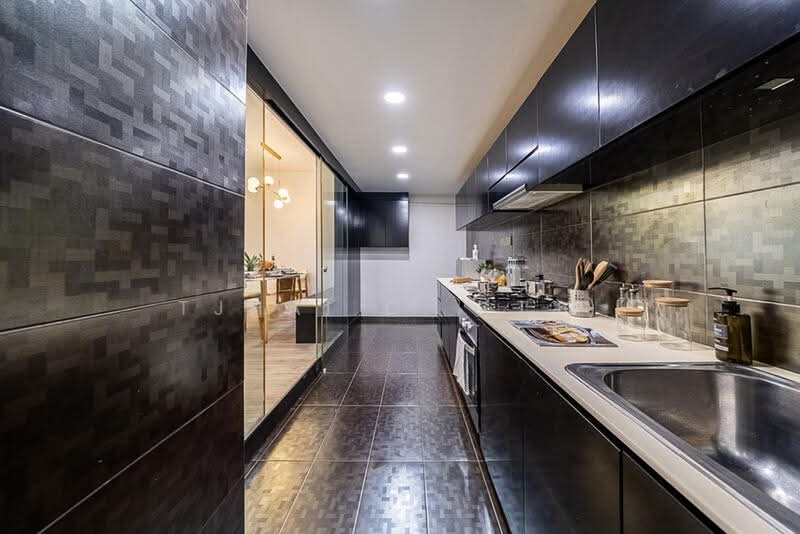 Emerald Garden, 33 Club Street, 2 Bedrooms, 1,066 sqft, Condominium For Rent, by TJHAI C. (TJ), 500208545 - Kitchen - PropertyGuru.com.sg