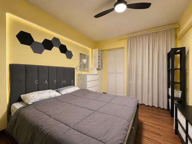 338 Bukit Batok Street 34, 338 Bukit Batok Street 34, 3 Bedrooms, 904 sqft, HDB Flat For Sale, by Catherine PANG, 500208551 - Master Bedroom - PropertyGuru.com.sg