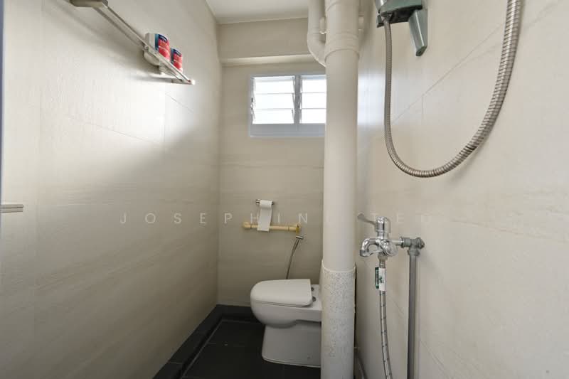 236 Bukit Panjang Ring Road, 236 Bukit Panjang Ring Road, 3 Bedrooms, 1,119 sqft, HDB Flat For Sale, by Josephine Teo, 500208555 - Bathroom - PropertyGuru.com.sg