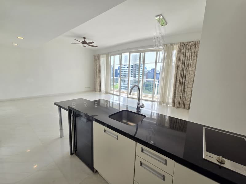 Saint Thomas Suites, 33 St Thomas Walk, 4 Bedrooms, 2,013 sqft, Condominium For Rent, by Bren Soon, 500208563 - Kitchen - PropertyGuru.com.sg