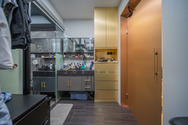254 Kim Keat Avenue, 254 Kim Keat Avenue, 3 Bedrooms, 1,572 sqft, HDB Flat For Sale, by Joe Tan, 500208564 - Bathroom - PropertyGuru.com.sg
