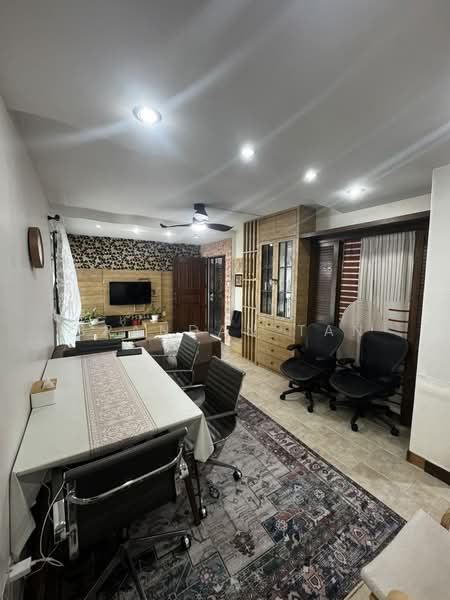 126C Edgedale Plains, 126C Edgedale Plains, 3 Bedrooms, 914 sqft, HDB Flat For Sale, by Brandan Tan, 500208567 - Living Room - PropertyGuru.com.sg