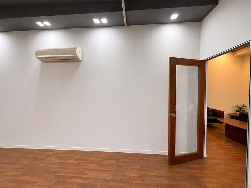 Wcega Tower, 21 Bukit Batok Crescent, 958 sqft, Light Industrial (B1) For Rent, by Javier Ng 黄允健, 500208571 - Interior - CommercialGuru.com.sg