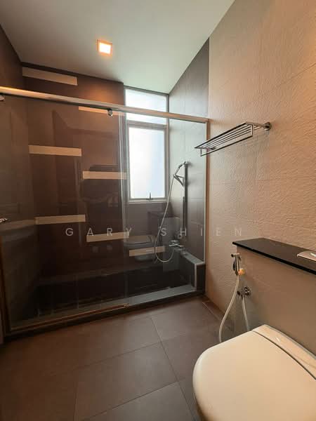 C.H.E.A.P D28 Luxurious Designer Corner Terrace for Sale!, Jalan Joran, 6 Bedrooms, 3,600 sqft, Corner Terrace For Sale, by Gary Shien, 500208577 - Bathroom - PropertyGuru.com.sg