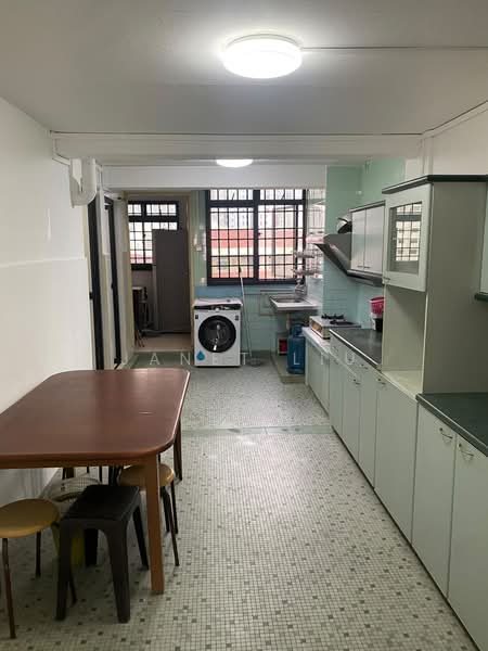 53 Lorong 5 Toa Payoh, 53 Lorong 5 Toa Payoh, 2 Bedrooms, 731 sqft, HDB Flat For Sale, by Janet Liu, 500208585 - Kitchen - PropertyGuru.com.sg