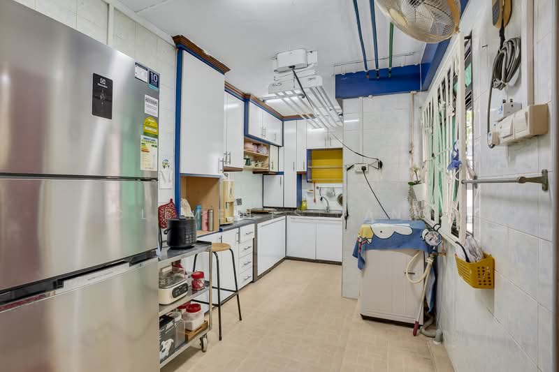 577 Woodlands Drive 16, 577 Woodlands Drive 16, 3 Bedrooms, 980 sqft, HDB Flat For Sale, by Clements Tang, 500208587 - Kitchen - PropertyGuru.com.sg
