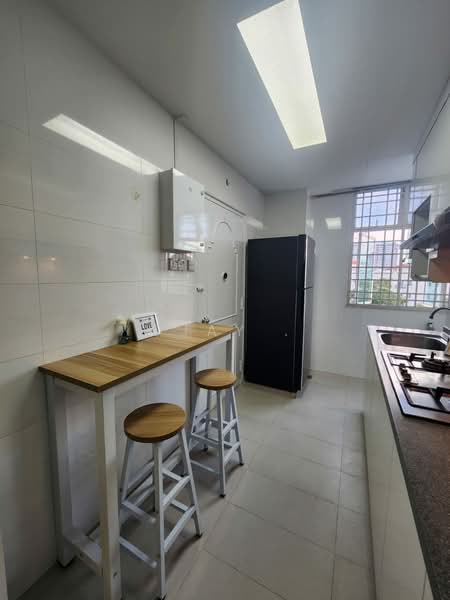 Sin Ming Plaza, 6 Sin Ming Road, Room Rental, 185 sqft, Apartment For Rent, by CJay ., 500208604 - Kitchen - PropertyGuru.com.sg