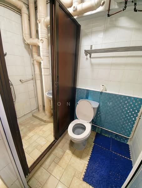 604 Senja Road, 604 Senja Road, Room Rental, 118 sqft, HDB Flat For Rent, by Yi Long Lim, 500208605 - Bathroom - PropertyGuru.com.sg