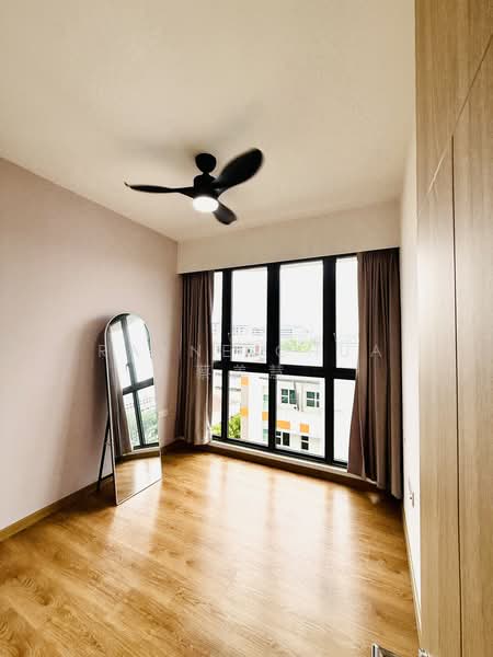 Hundred Palms Residences, 270 Yio Chu Kang Road, 3 Bedrooms, 883 sqft, Executive Condominium For Sale, by Rayne Chua 蔡美慧, 500208619 - Bedroom 2 - PropertyGuru.com.sg