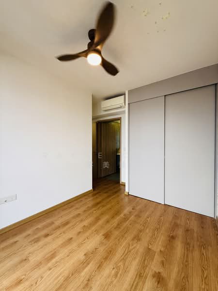 Hundred Palms Residences, 270 Yio Chu Kang Road, 3 Bedrooms, 883 sqft, Executive Condominium For Sale, by Rayne Chua 蔡美慧, 500208619 - Master Bedroom - PropertyGuru.com.sg