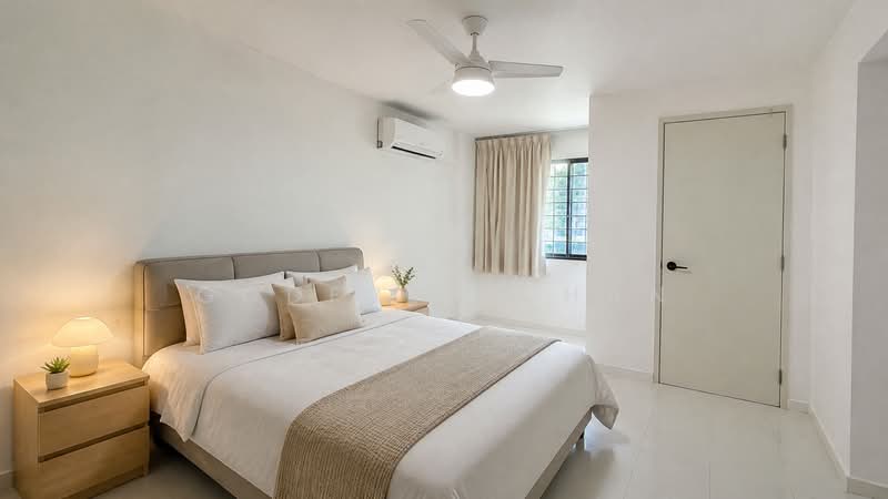 483 Pasir Ris Drive 4, 483 Pasir Ris Drive 4, 4 Bedrooms, 1,335 sqft, HDB Flat For Sale, by Godfrey Chan, 500208646 - Master Bedroom - PropertyGuru.com.sg