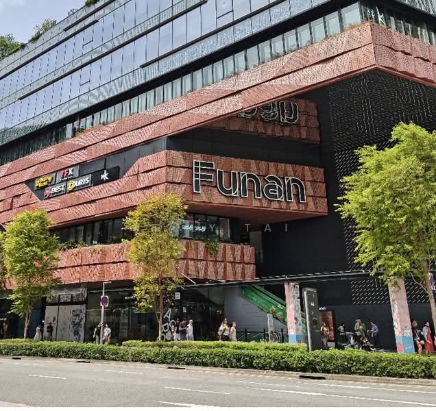 Excelsior Hotel, 5 Coleman Street, City Hall / Clarke Quay, 200 sqft, Mall Shop For Rent, by Kelly Tai, 500208663 - Exterior - CommercialGuru.com.sg