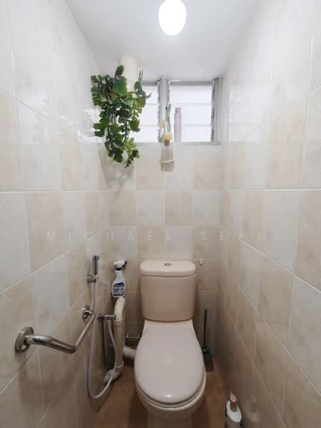 47 Marine Crescent, 47 Marine Crescent, 2 Bedrooms, 700 sqft, HDB Flat For Sale, by Michael Seah, 500208668 - PropertyGuru.com.sg