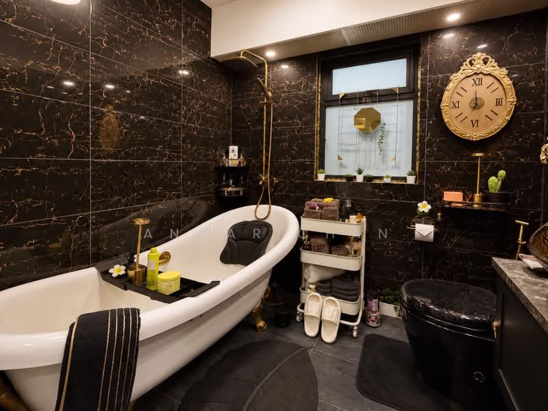115B Canberra Walk, 115B Canberra Walk, 3 Bedrooms, 1,001 sqft, HDB Flat For Sale, by Anwar Chan, 500208671 - Bathroom - PropertyGuru.com.sg
