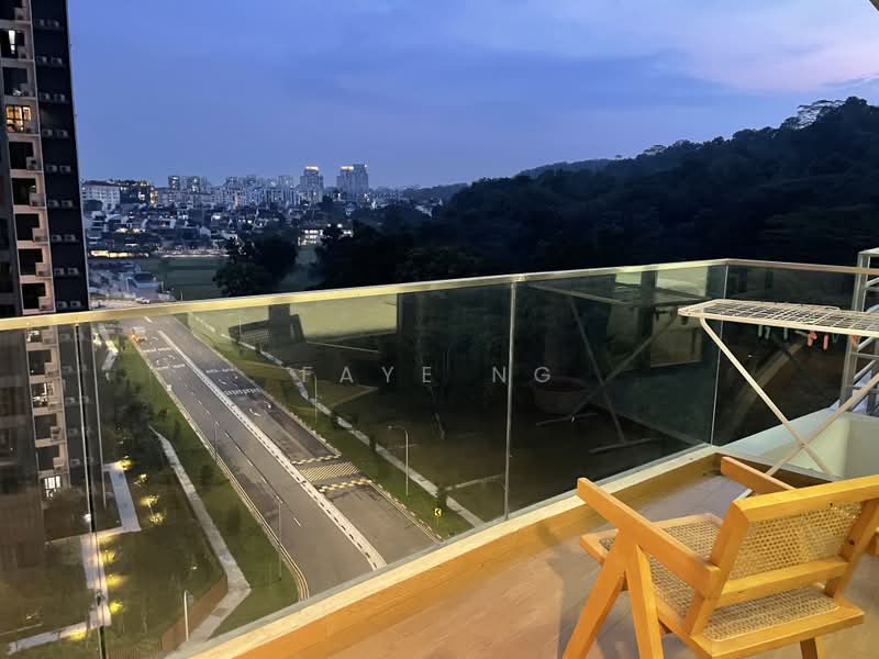 Kingsford Hillview Peak, 105 Hillview Rise, 2 Bedrooms, 850 sqft, Condominium For Sale, by Faye Ng, 500208672 - Balcony - PropertyGuru.com.sg