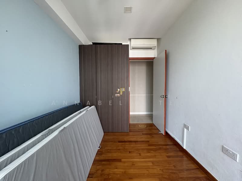 Cote D'Azur, 60 Marine Parade Road, 3 Bedrooms, 1,367 sqft, Condominium For Sale, by Annabelle Tee, 500208673 - Bedroom - PropertyGuru.com.sg