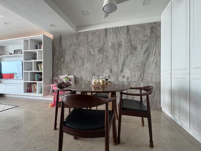 Cote D'Azur, 60 Marine Parade Road, 3 Bedrooms, 1,367 sqft, Condominium For Sale, by Annabelle Tee, 500208673 - Living Room - PropertyGuru.com.sg