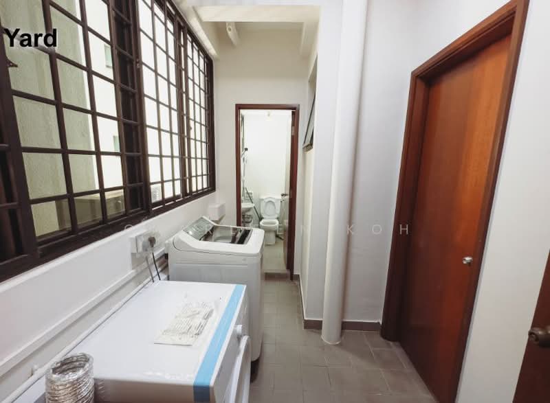 Parc Oasis, 35 Jurong East Avenue 1, Room Rental, 100 sqft, Condominium For Rent, by Charleen Koh, 500208676 - Bathroom - PropertyGuru.com.sg