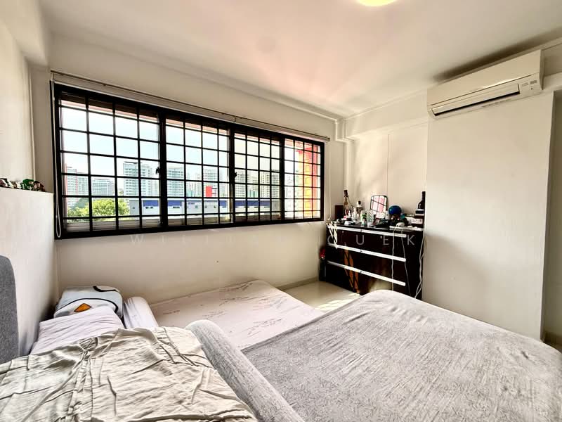 448 Hougang Avenue 10, 448 Hougang Avenue 10, 3 Bedrooms, 1,131 sqft, HDB Flat For Sale, by William Quek, 500208677 - Bedroom - PropertyGuru.com.sg