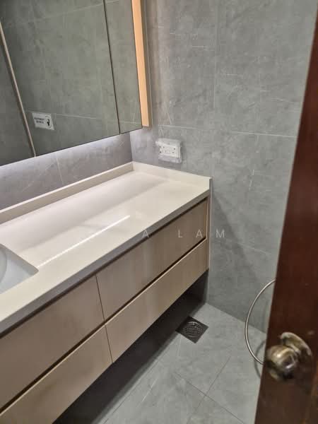 The Floravale, 218 Westwood Avenue, 3 Bedrooms, 1,292 sqft, Executive Condominium For Sale, by Lara Lam, 500208678 - Bathroom - PropertyGuru.com.sg